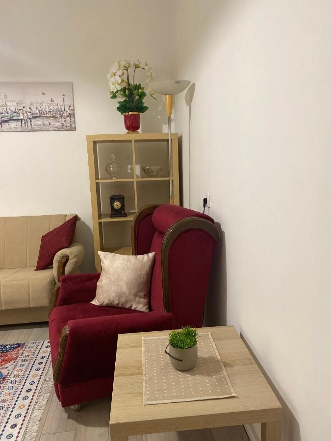 Dolce Apartman Podgorica Ngoại thất bức ảnh