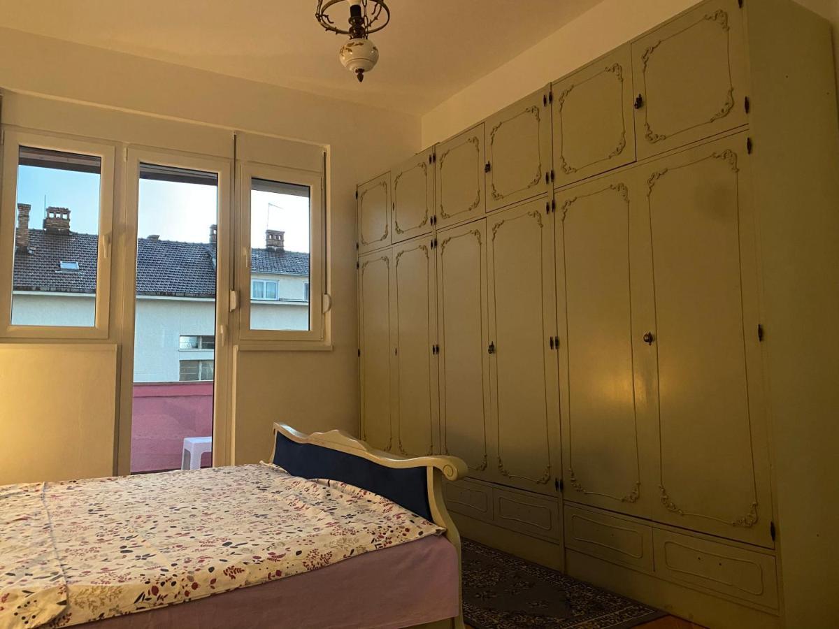 Dolce Apartman Podgorica Ngoại thất bức ảnh